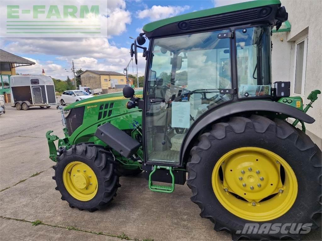 John Deere 5075 GF Traktorer