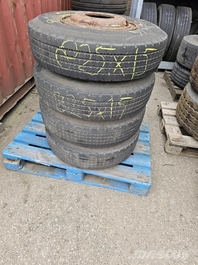 Pirelli 825X15 Transport – Andet