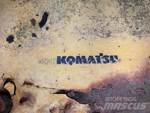 Komatsu PC200-7 Midi-gravemaskiner 7t - 12t