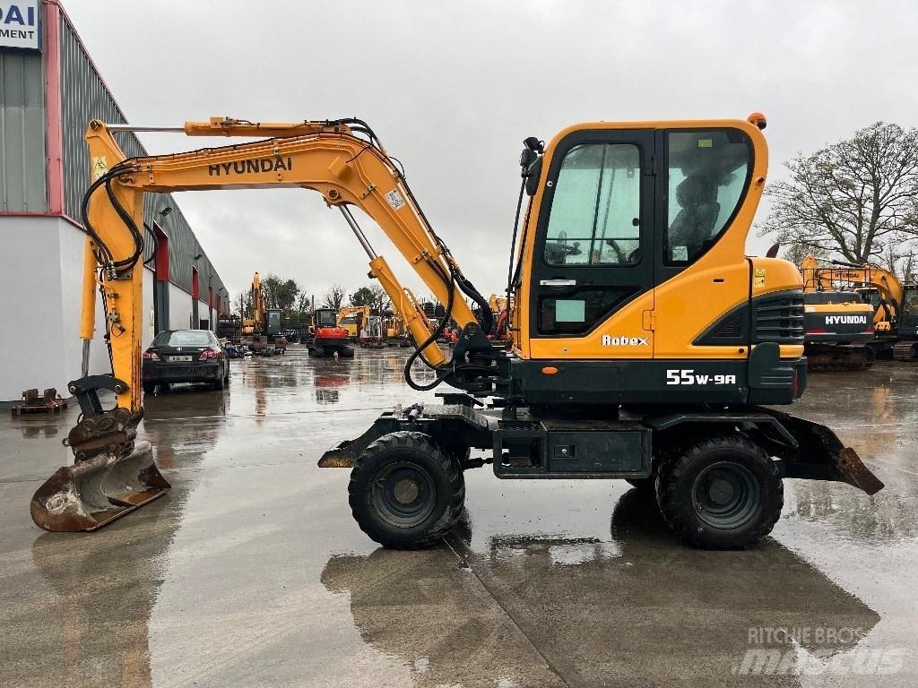 Hyundai R55W-9A Gravemaskiner på hjul