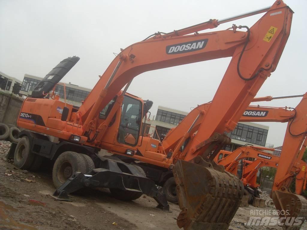 Doosan DH 150 W-7 Gravemaskiner på hjul