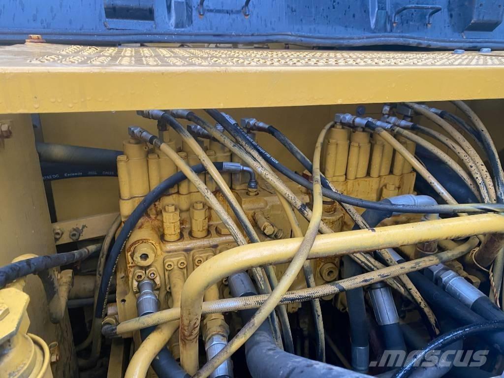 CAT 320 C L Gravemaskiner på larvebånd