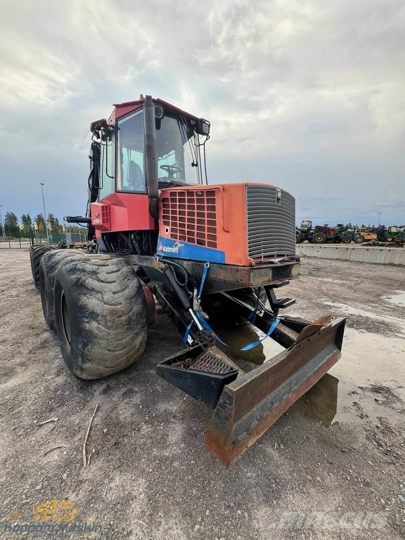 Valmet 890.2 Udkørselsmaskiner