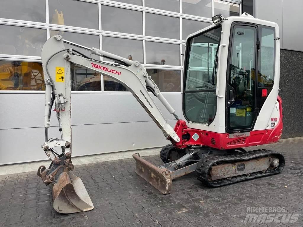 Takeuchi TB216 Minigravemaskiner