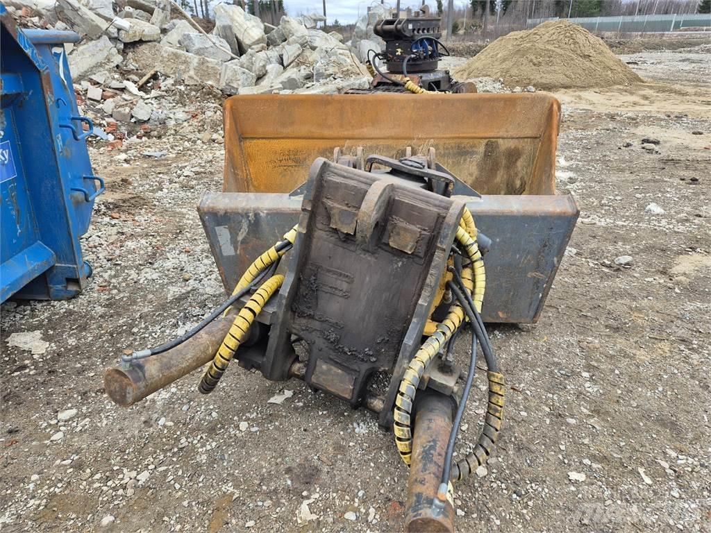 CAT 320D LRR Gravemaskiner på larvebånd