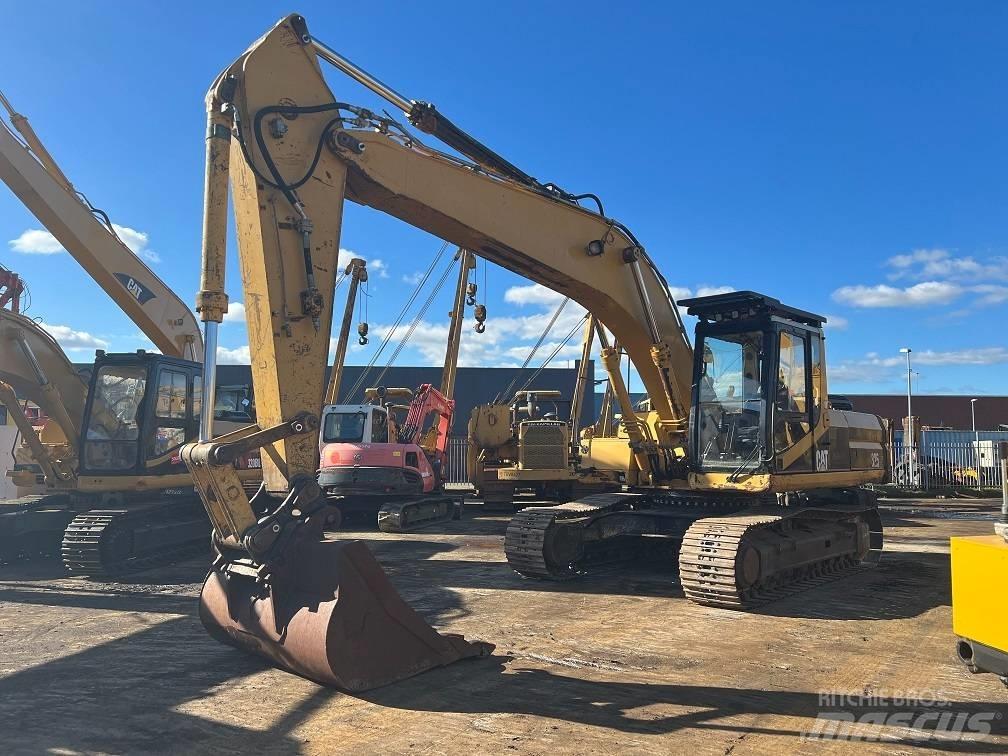 CAT 325L Gravemaskiner på larvebånd