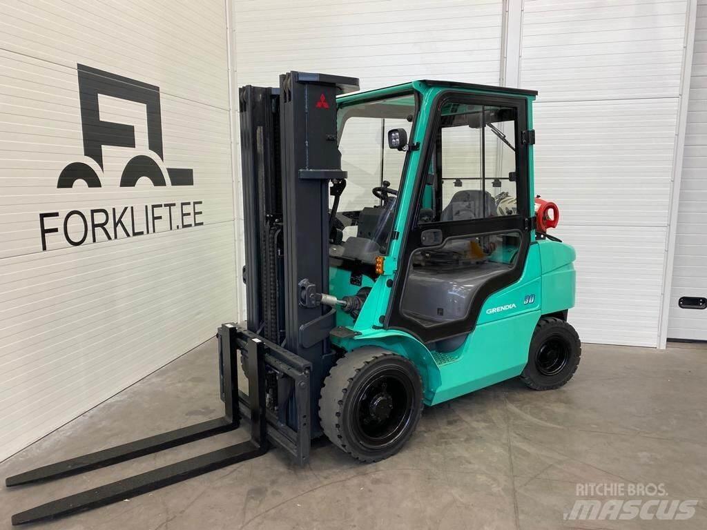 Mitsubishi FG30N LPG gaffeltrucks