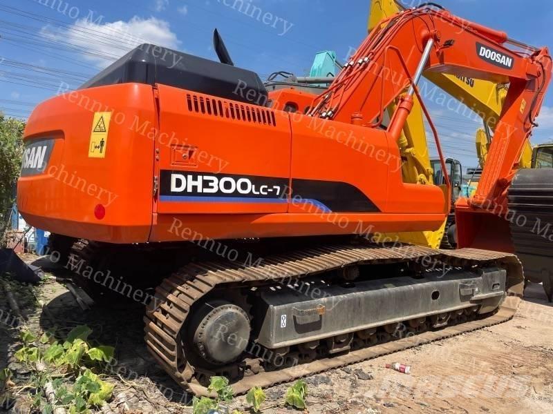 Doosan DH 300 LC-7 Gravemaskiner på larvebånd