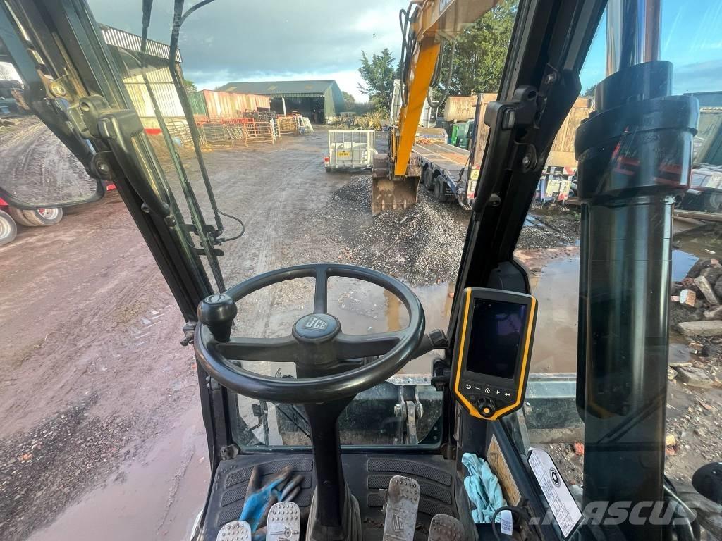 JCB JS 145 W Gravemaskiner på hjul