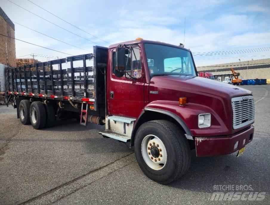 Freightliner fl80 Lastbil med lad/Flatbed