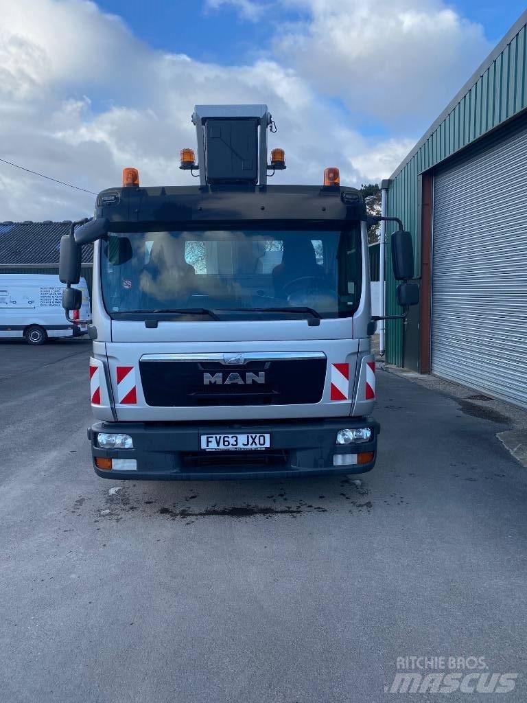 Ruthmann T 330 Lastbilmonterede lifte