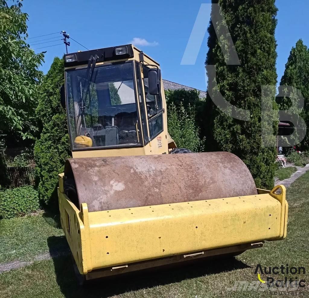 Bomag BW 211 D Enkelt tromle