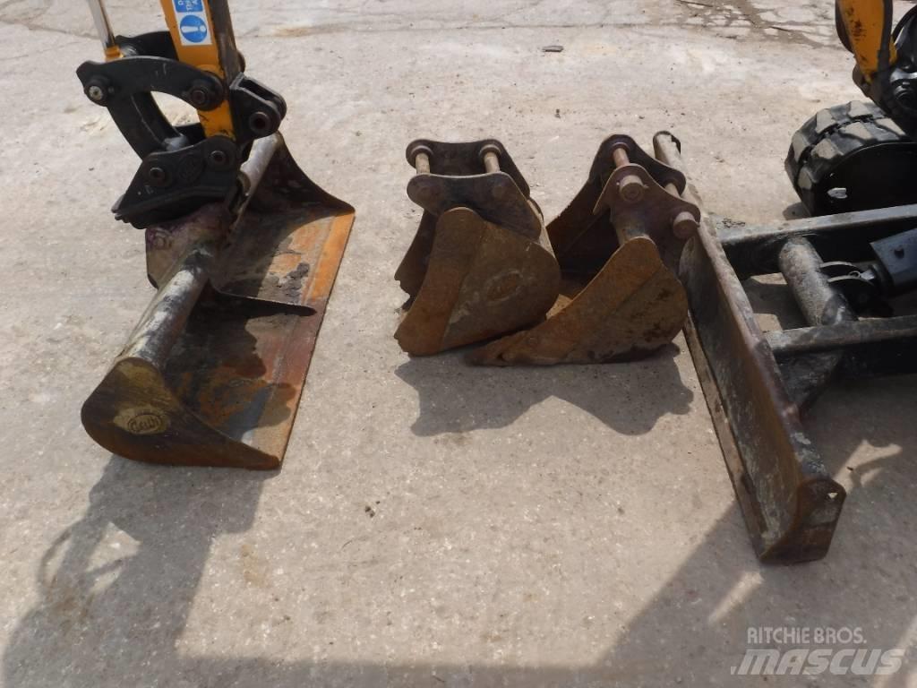 Hyundai Robex 27 Z-9 Minigravemaskiner