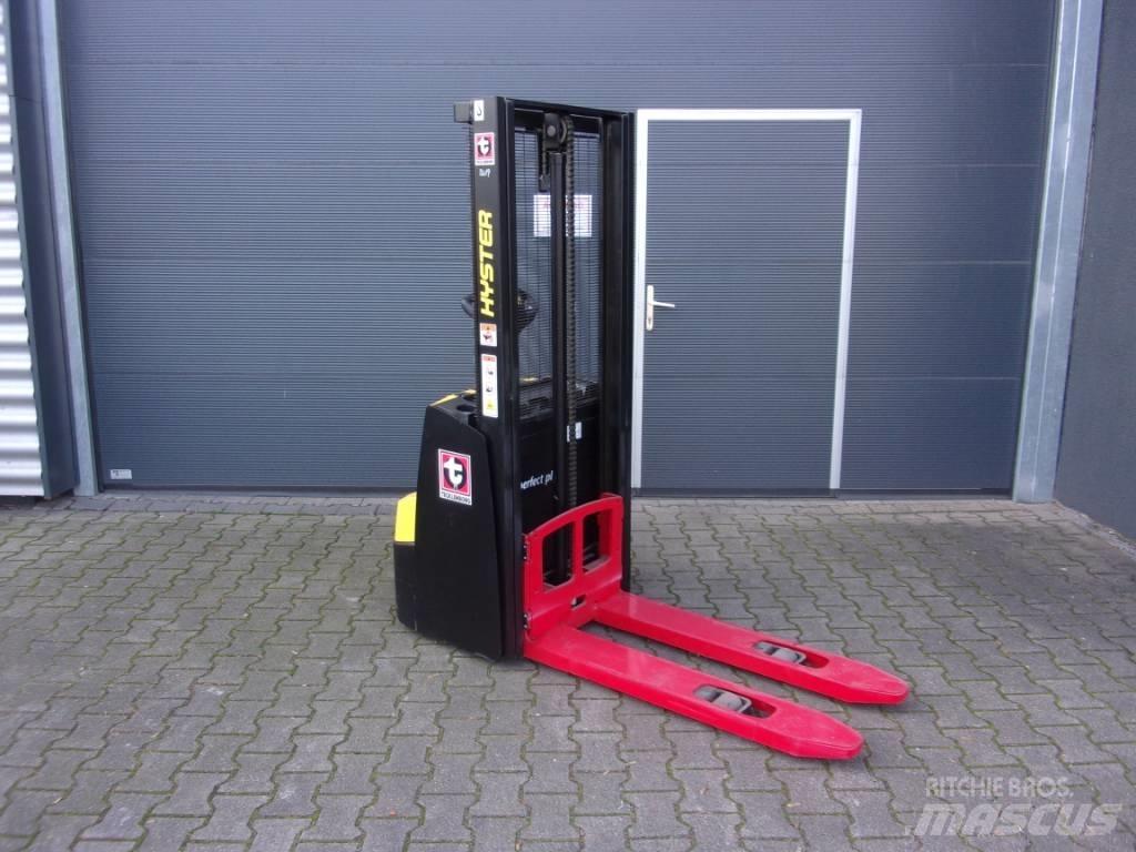 Hyster S1.0 Gaffelstabler med gående fører