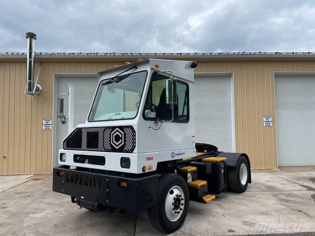 Capacity TJ5000 Terminaltraktorer