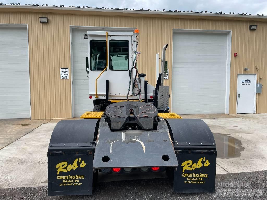 Capacity TJ5000 Terminaltraktorer