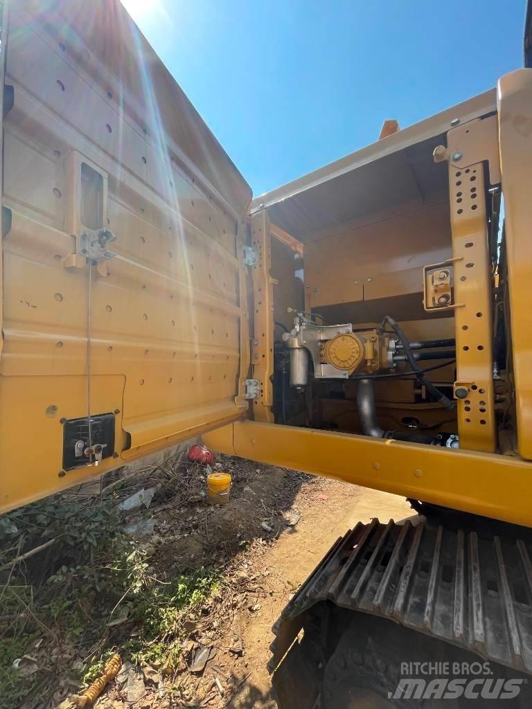 CAT 330 GC Gravemaskiner på larvebånd