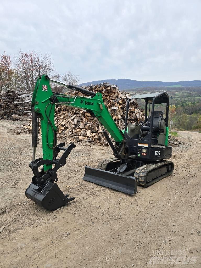 Bobcat E 32 Minigravemaskiner