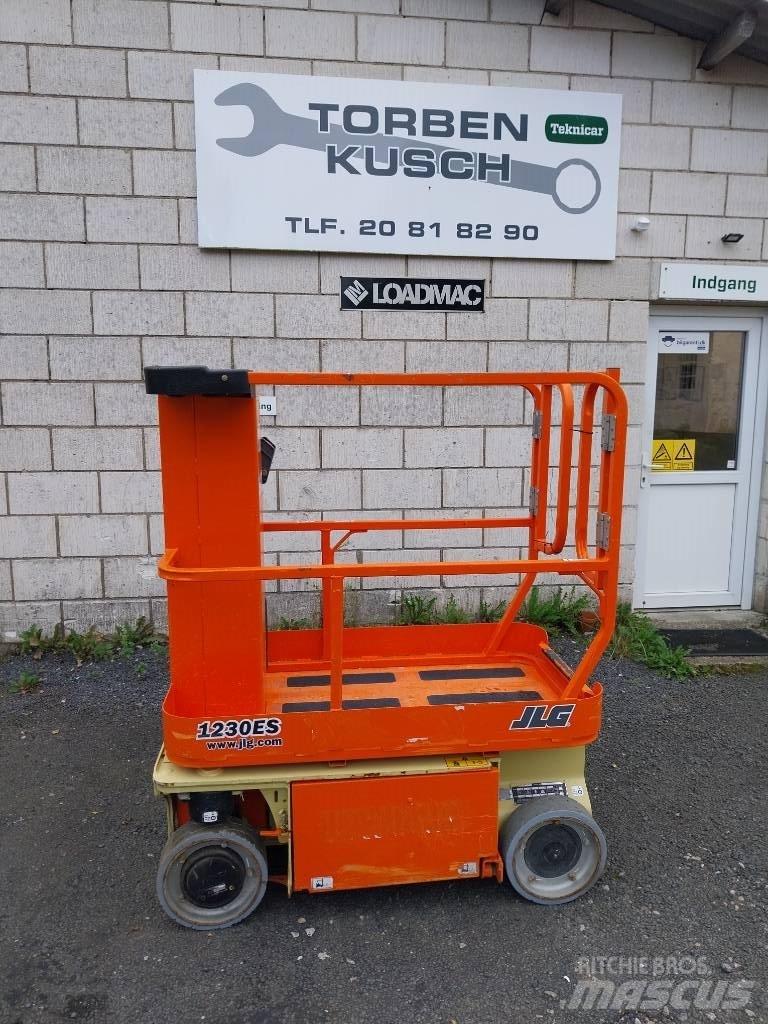 JLG 1230 ES Søjlelifte