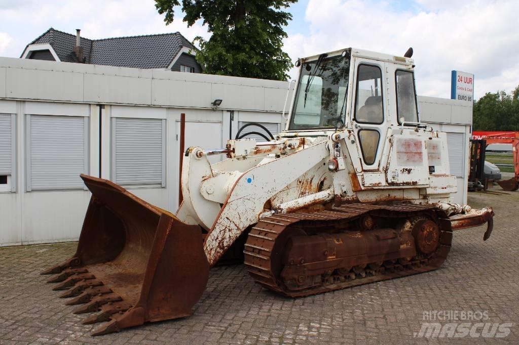 CAT 953 Larvebåndslæssere