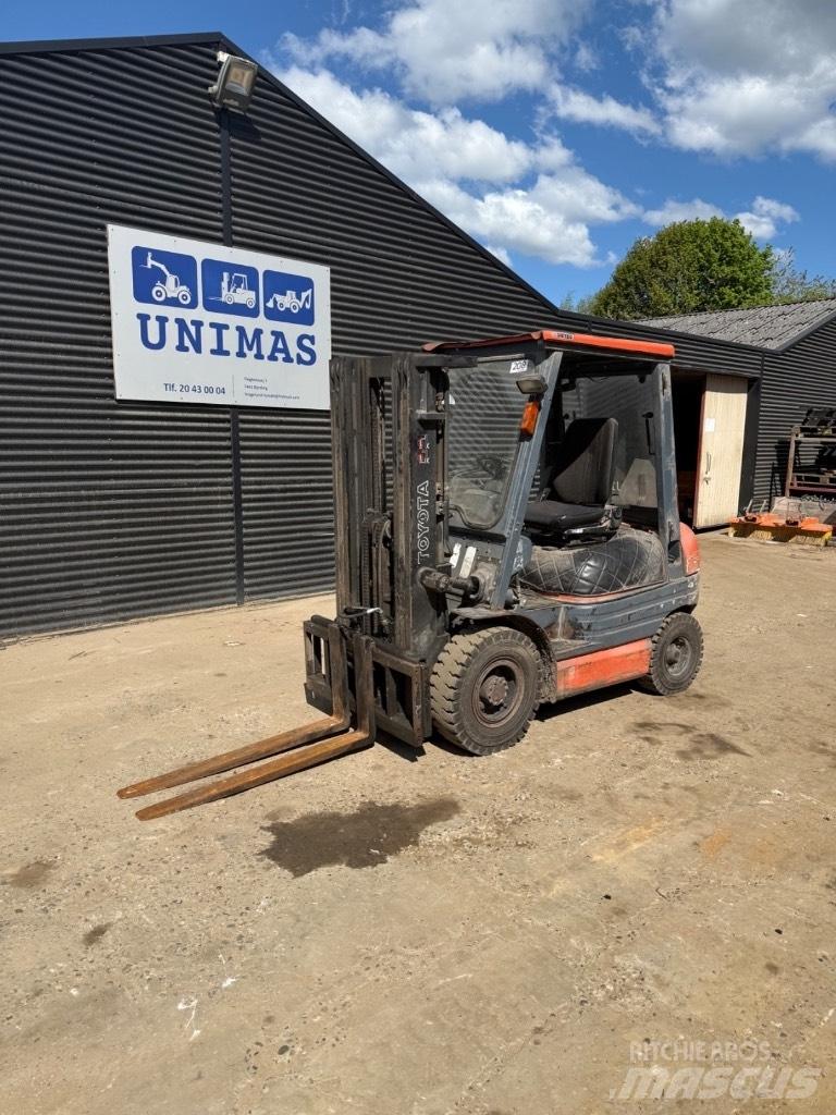 Toyota FD 25 Diesel gaffeltrucks