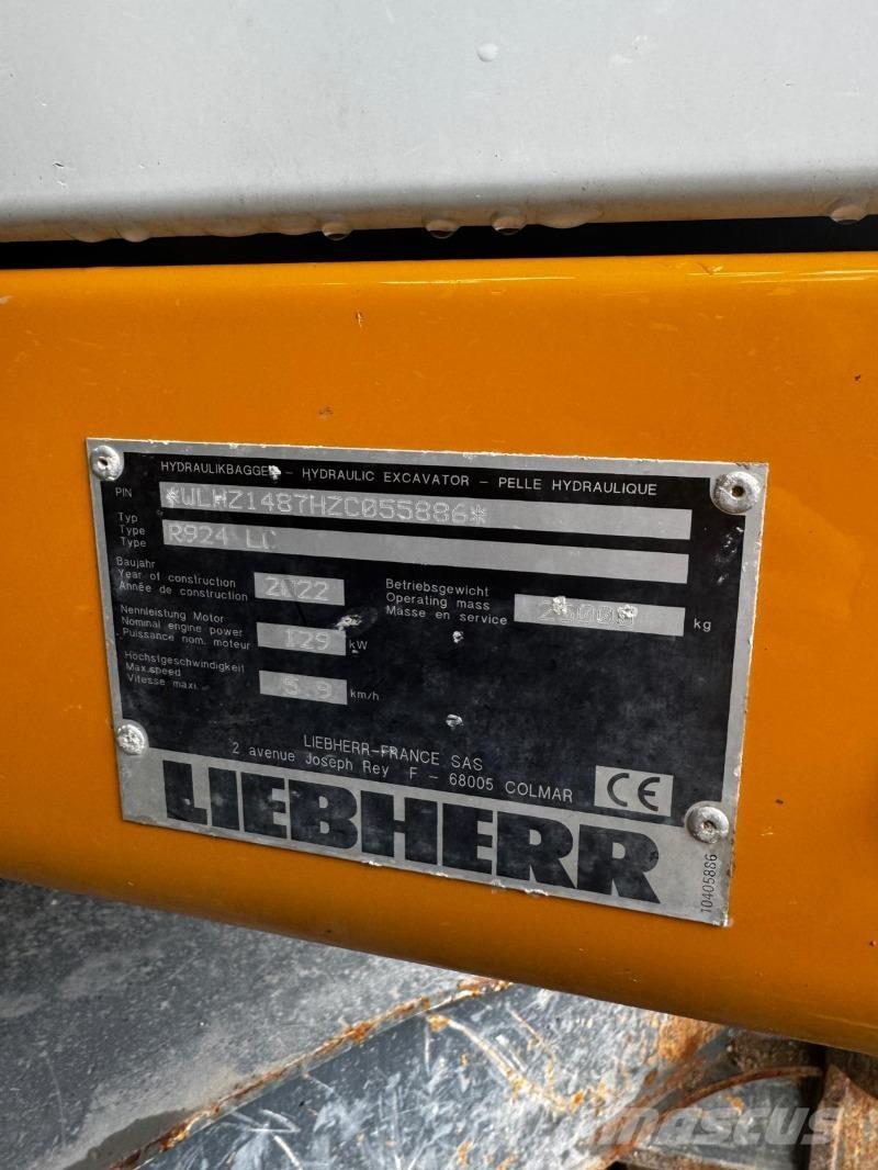 Liebherr R924 Gravemaskiner på larvebånd