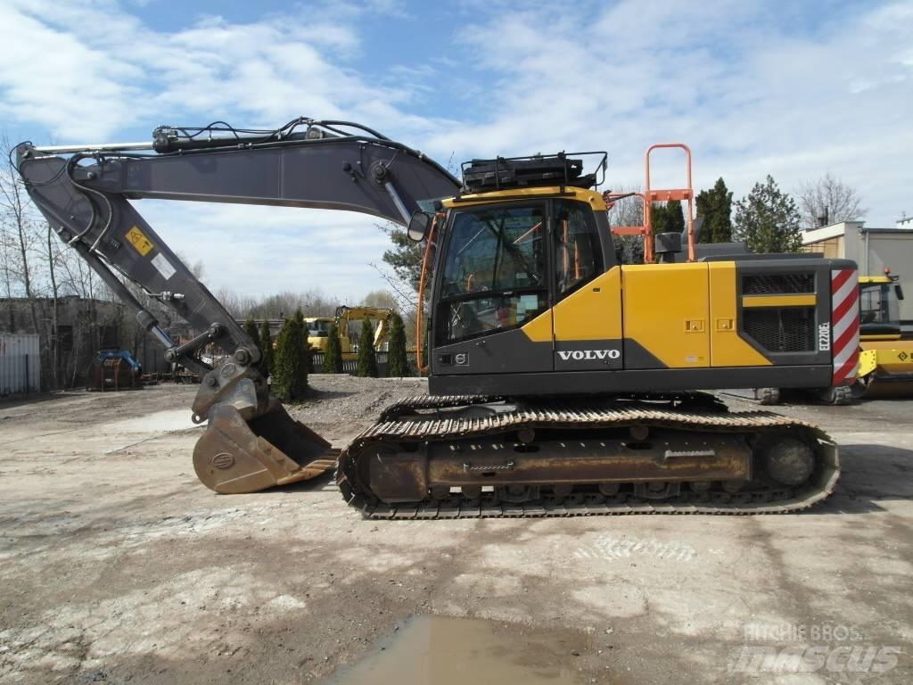 Volvo EC 220 EL Gravemaskiner på larvebånd