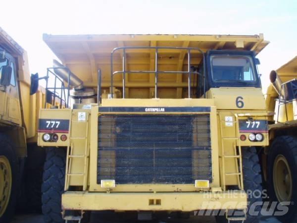CAT 777 Knækstyrede dumpere
