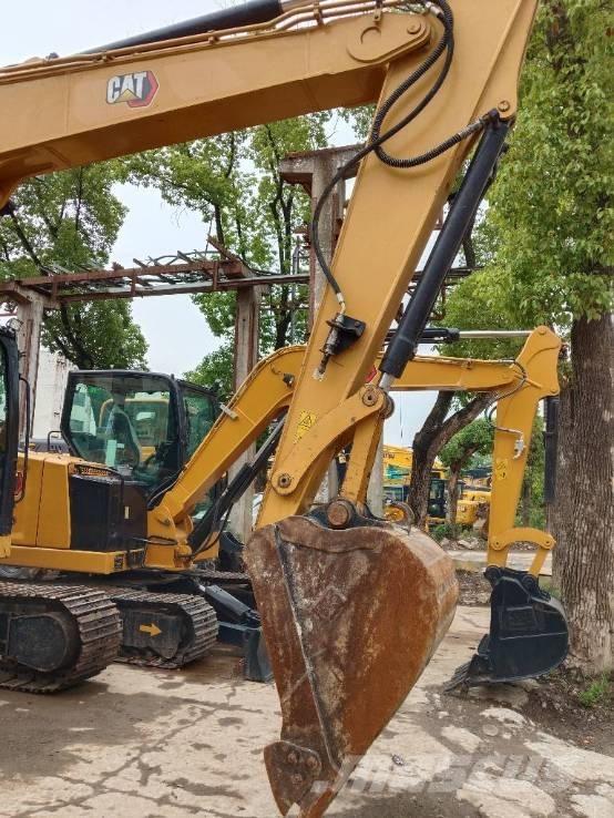 CAT 310 Gravemaskiner på larvebånd