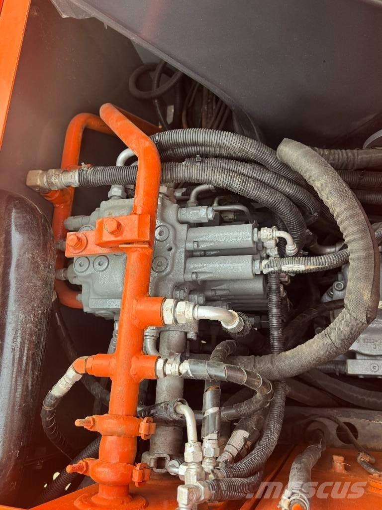 Hitachi ZX 70 Minigravemaskiner