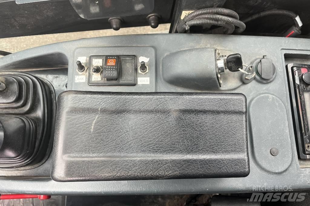 Komatsu WA 80 M Læssemaskiner på hjul