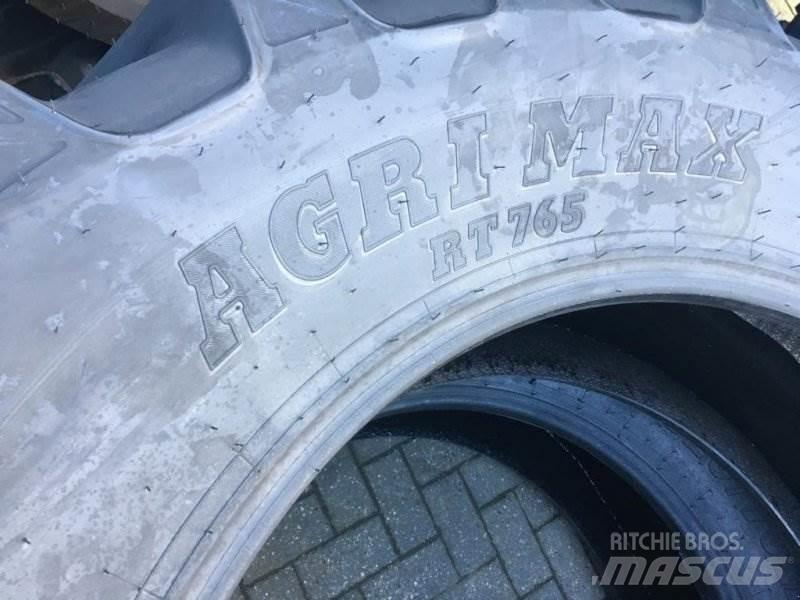 BKT 520/70 R 38 Hjul, Dæk og Fælge