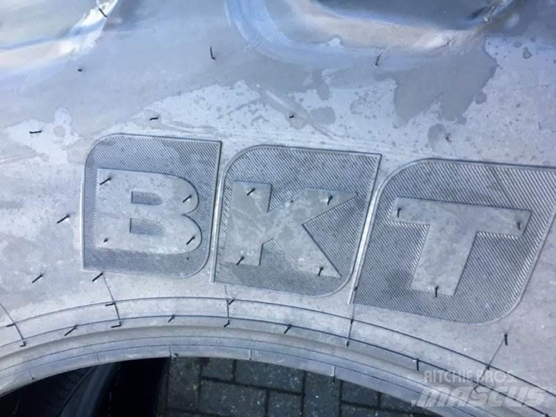 BKT 520/70 R 38 Hjul, Dæk og Fælge