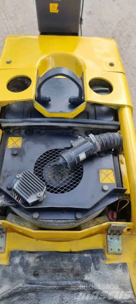 Atlas Copco LH 700 Vibratorer