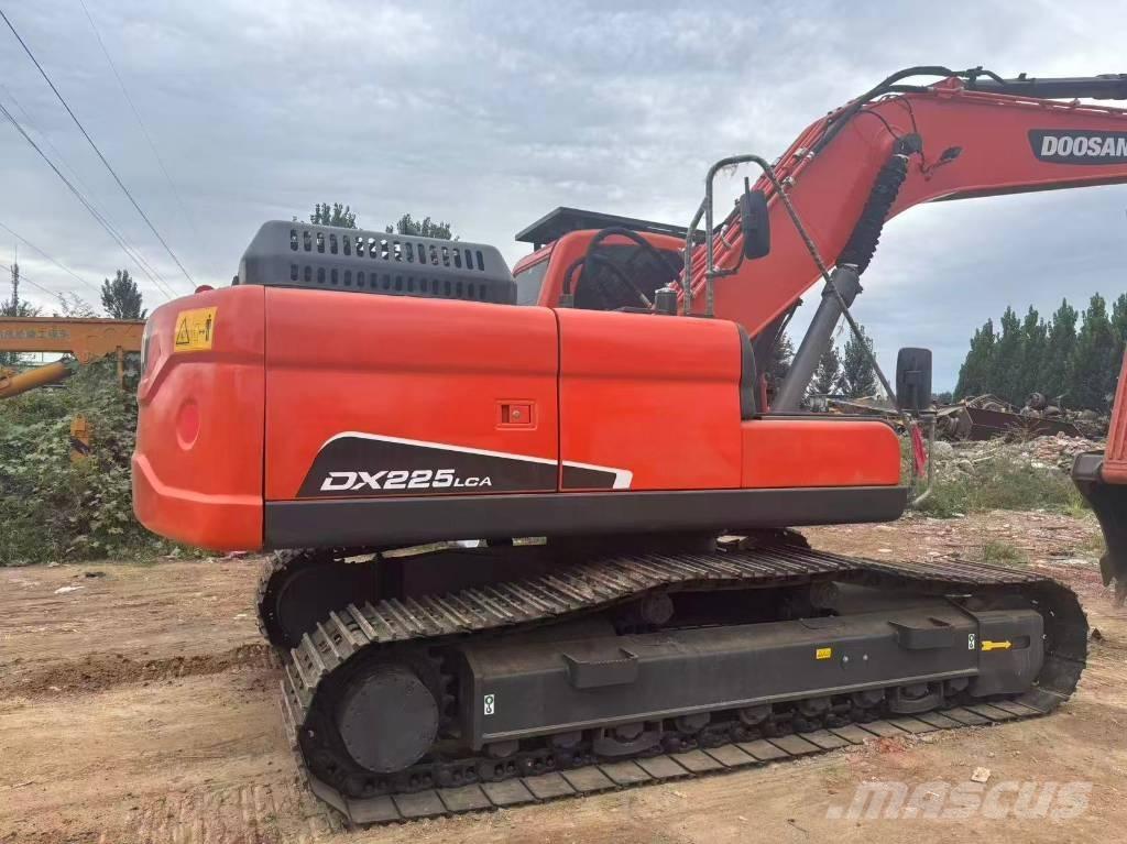 Doosan DX 225 Gravemaskiner på larvebånd