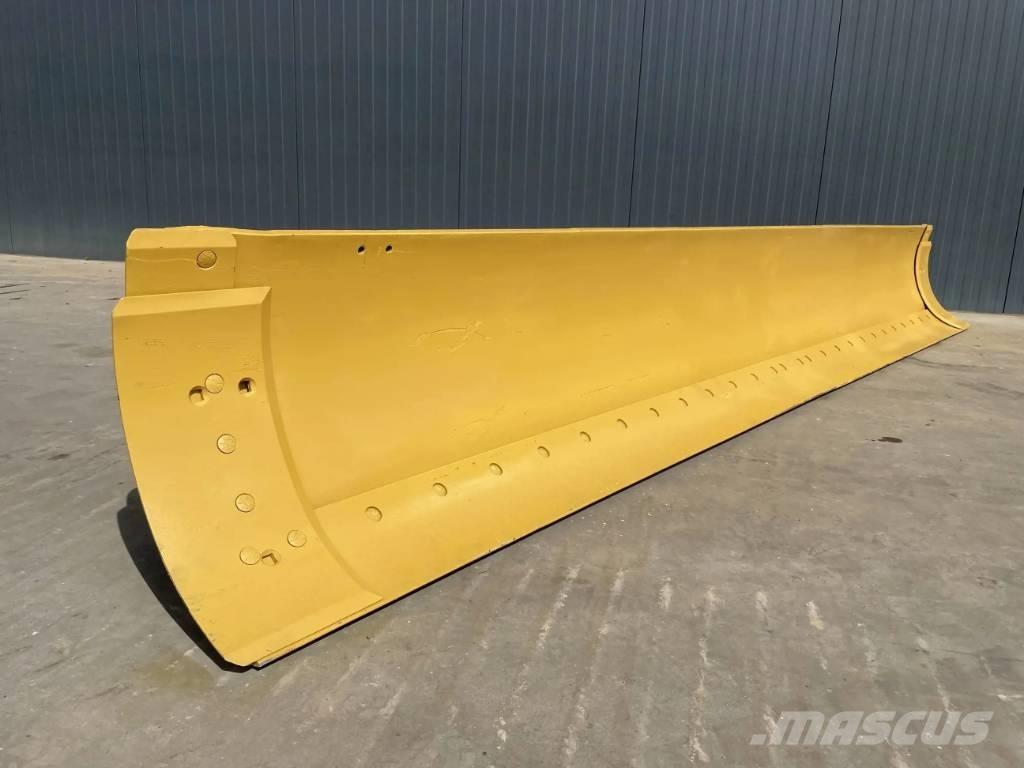 CAT 140H Moldboard Klinger