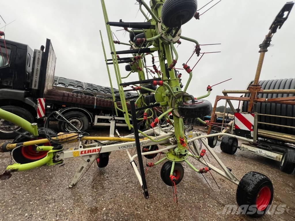 CLAAS Volto 1100 T River og høvendere