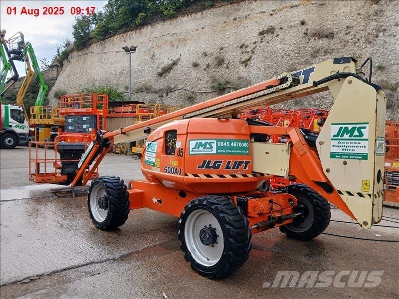 JLG 600 AJ Bomlifte med knækarm