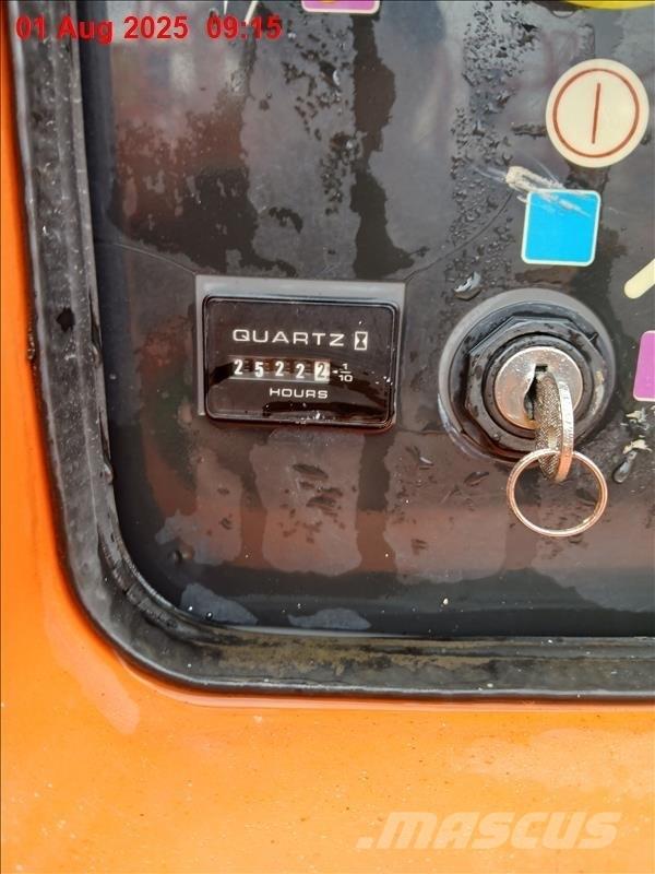 JLG 600 AJ Bomlifte med knækarm