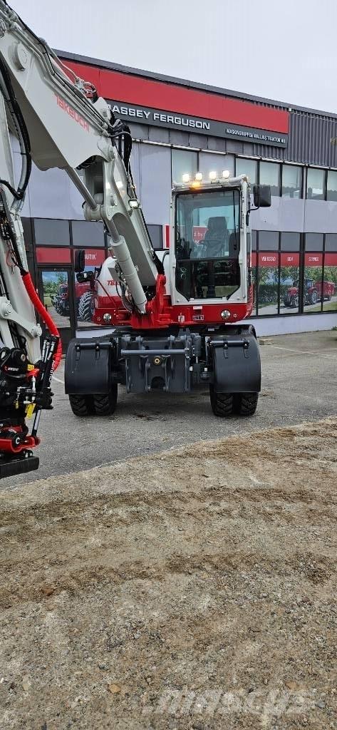 Takeuchi TB 395 W Gravemaskiner på hjul