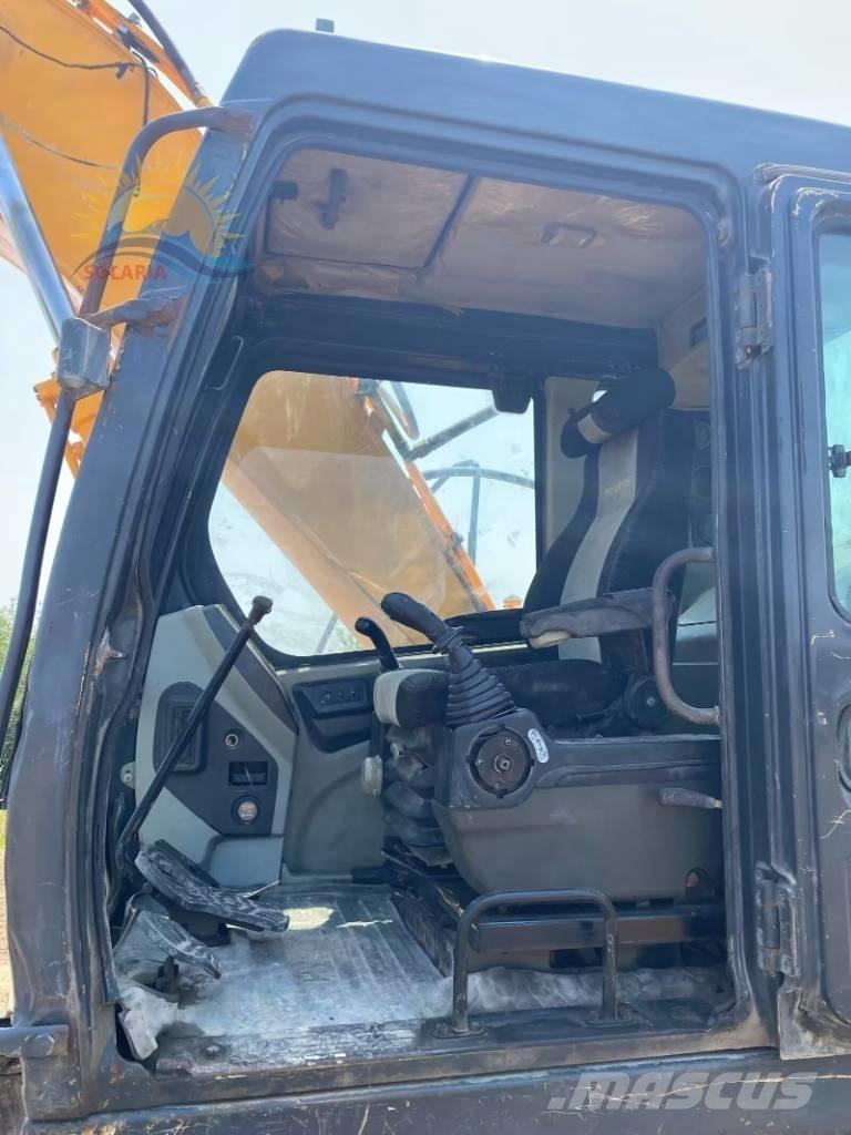 Hyundai Robex 215-7 Gravemaskiner på larvebånd