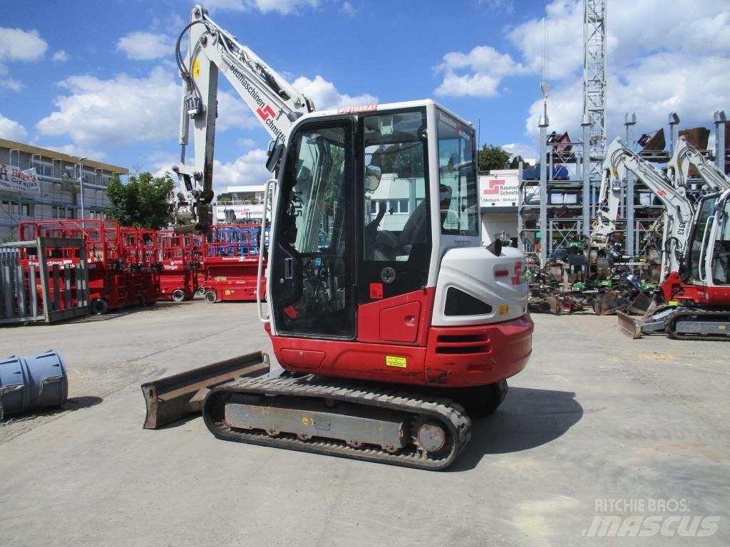 Takeuchi TB240 Minigravemaskiner