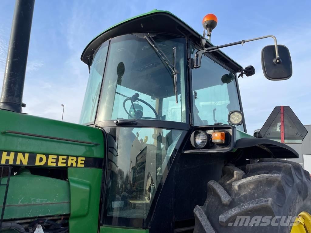 John Deere 4755 Traktorer