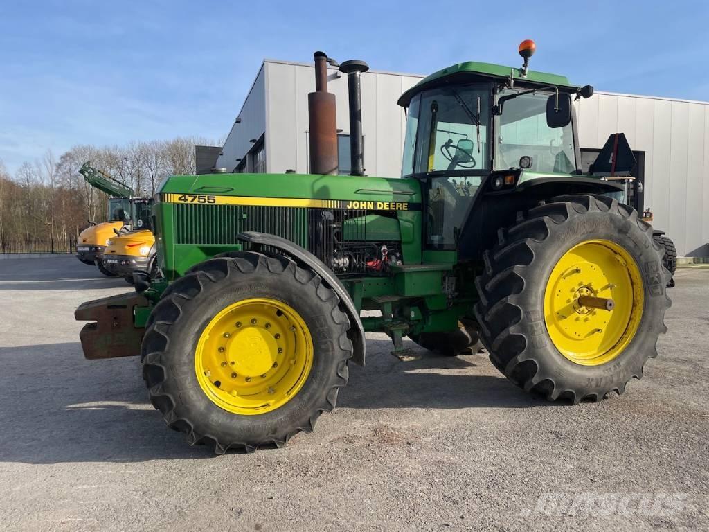 John Deere 4755 Traktorer