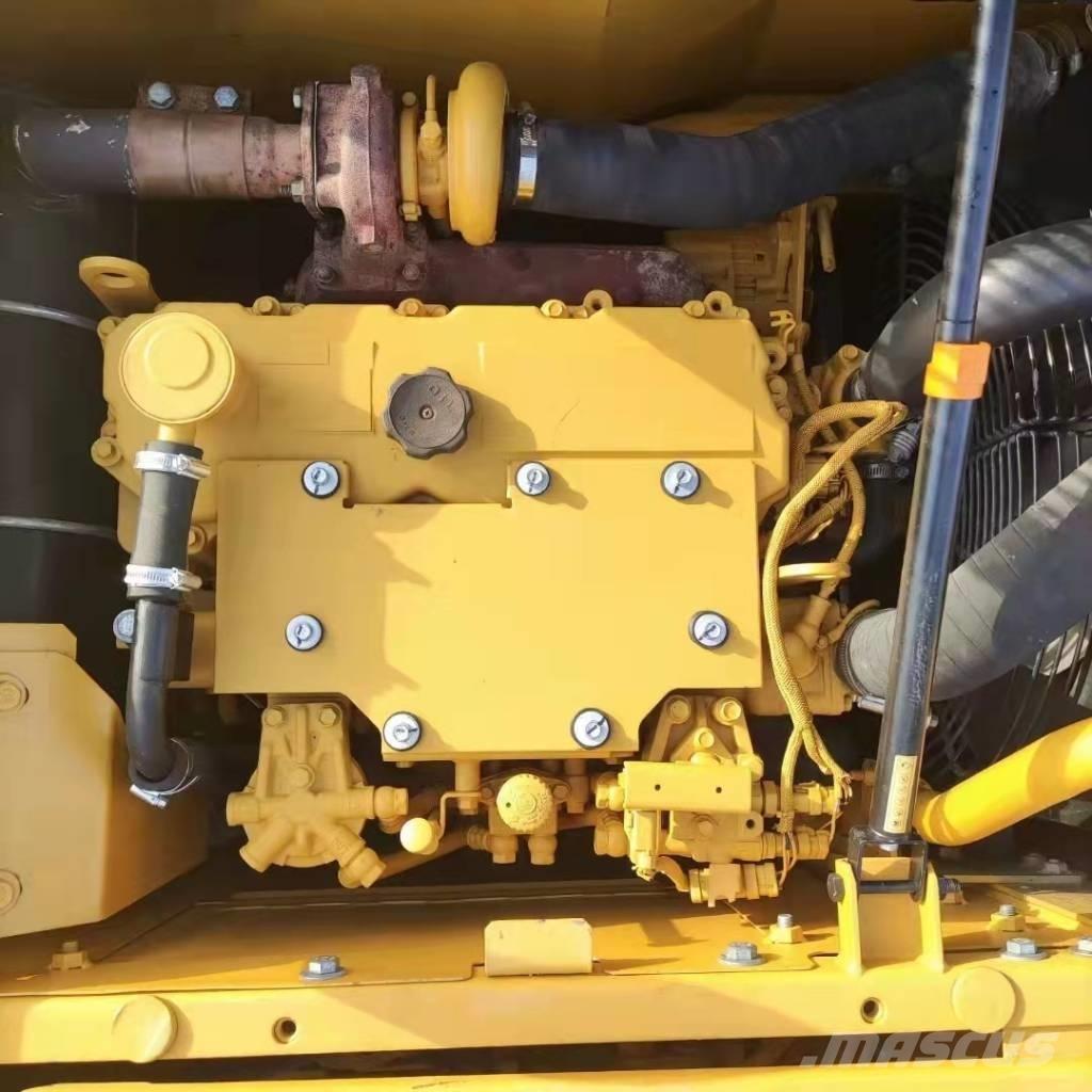 CAT 312 D Gravemaskiner på larvebånd