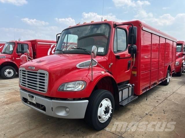 Freightliner M2 106 Lastbiler til transport af drikkevarer