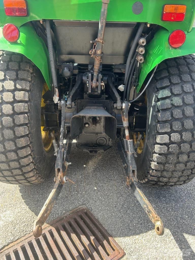 John Deere 4400 Kompakte traktorer