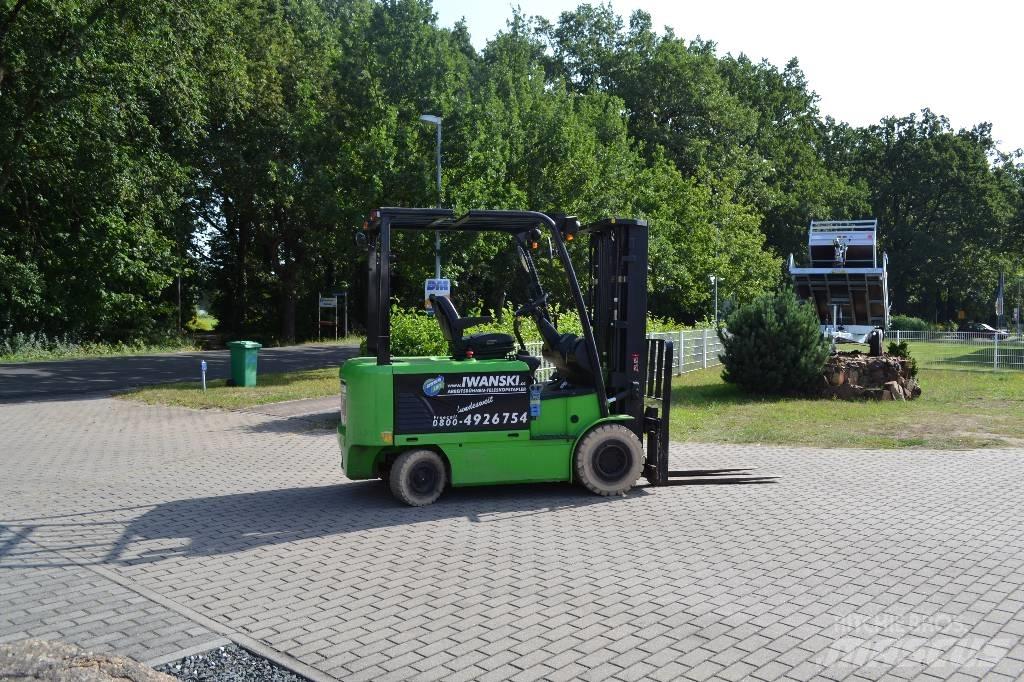 Hyundai 32 B-7 El gaffeltrucks
