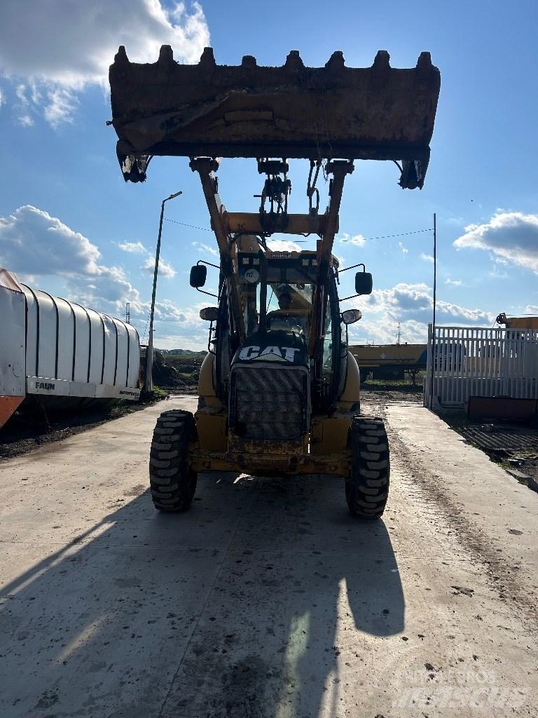 CAT 422 E Rendegravere