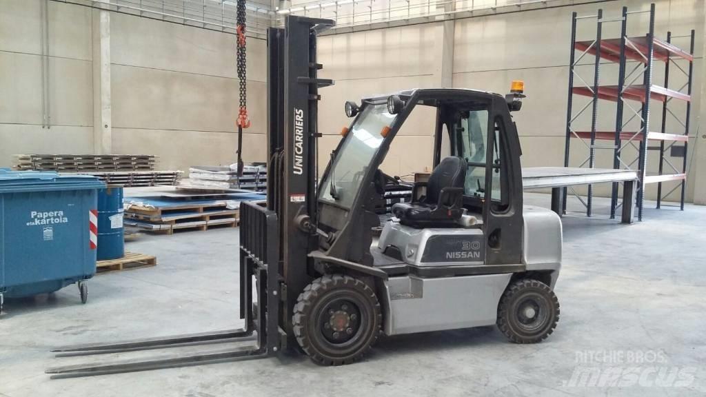 Nissan FGD02A30Q Diesel gaffeltrucks